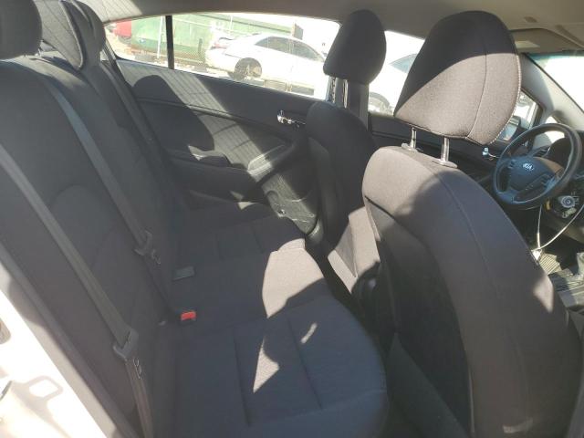Photo 10 from auction – 2016 KIA FORTE LX with VIN KNAFK4A6XG5509764