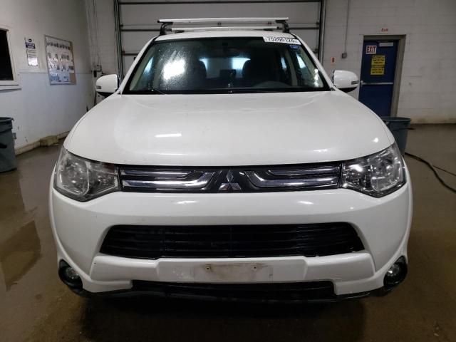 Photo 5 from auction – 2014 MITSUBISHI OUTLANDER with VIN JA4AZ3A36EZ013627