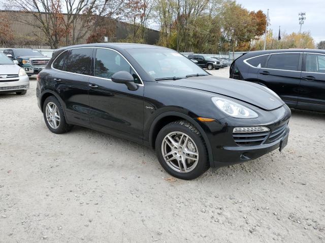 Photo 4 from auction – 2013 PORSCHE CAYENNE S with VIN WP1AE2A2XDLA15044
