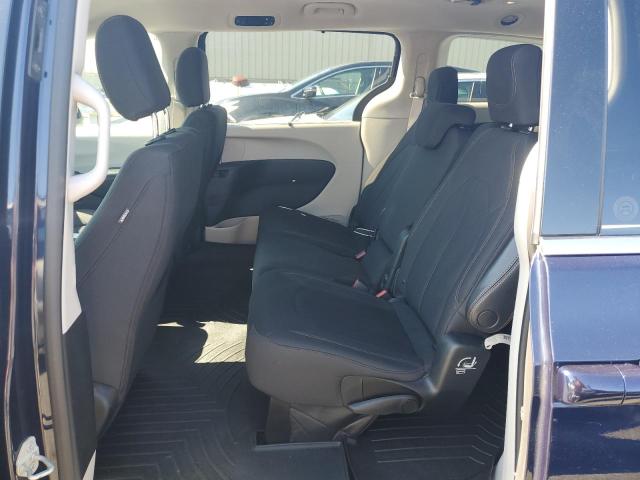 Photo 11 from auction – 2018 CHRYSLER PACIFICA T with VIN 2C4RC1FG4JR106984