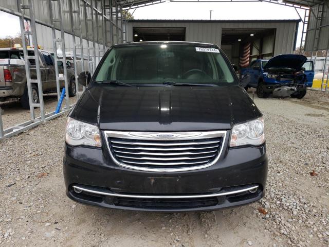 Photo 5 from auction – 2016 CHRYSLER TOWN & COU with VIN 2C4RC1BG6GR281090