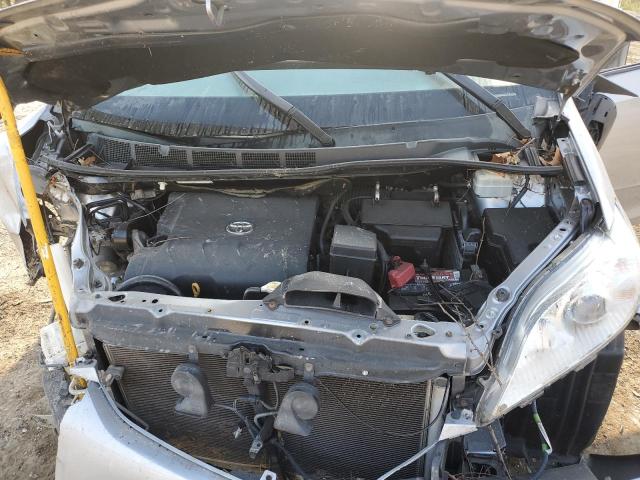 Photo 12 from auction – 2012 TOYOTA SIENNA XLE with VIN 5TDYK3DCXCS180673