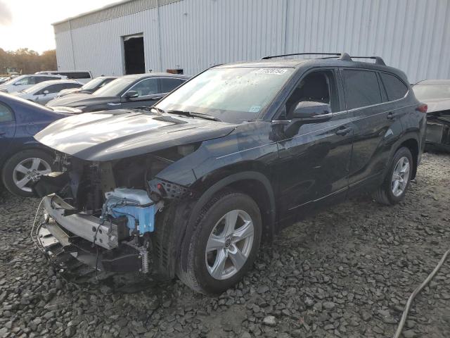 Photo 1 from auction – 2022 TOYOTA HIGHLANDER with VIN 5TDCZRBHXNS584342