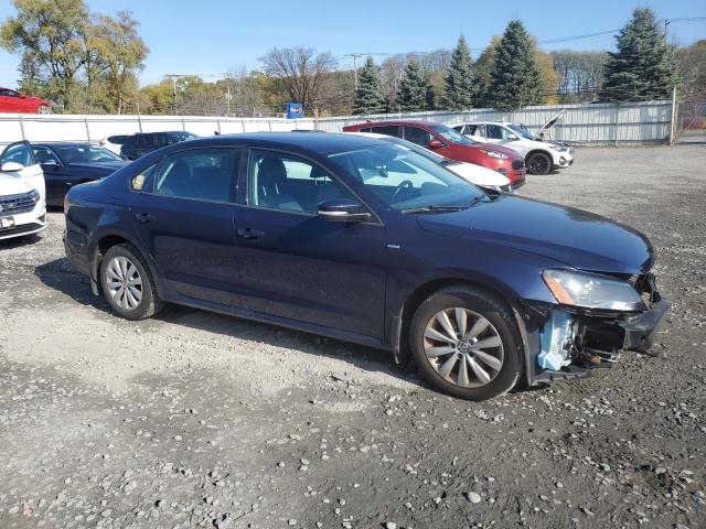 Photo 4 from auction – 2015 VOLKSWAGEN PASSAT S with VIN 1VWAT7A30FC087786