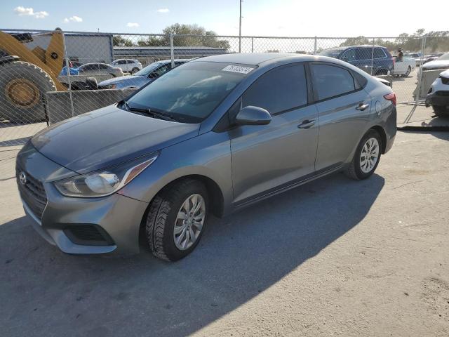 HYUNDAI ACCENT SE 2018 with VIN 3KPC24A38JE015233 - Photo from auction