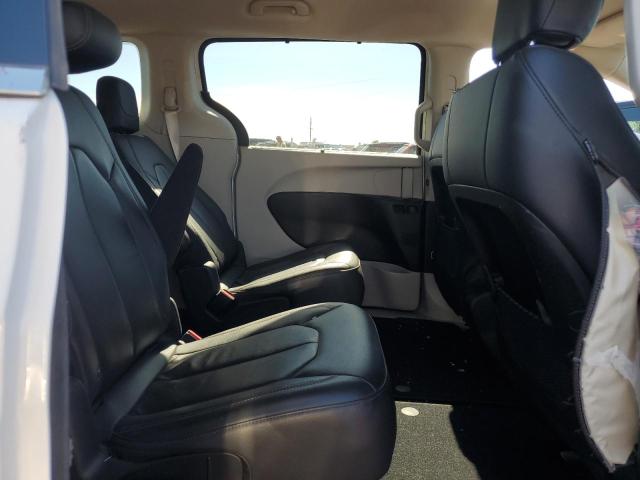 Photo 11 from auction – 2018 CHRYSLER PACIFICA T with VIN 2C4RC1BG3JR100549
