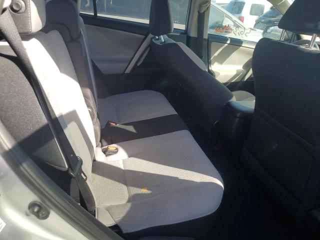 Photo 11 from auction – 2017 TOYOTA RAV4 XLE with VIN 2T3WFREV4HW327008