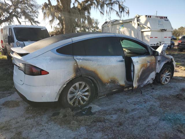 Photo 3 from auction – 2018 TESLA MODEL X with VIN 5YJXCAE25JF088911
