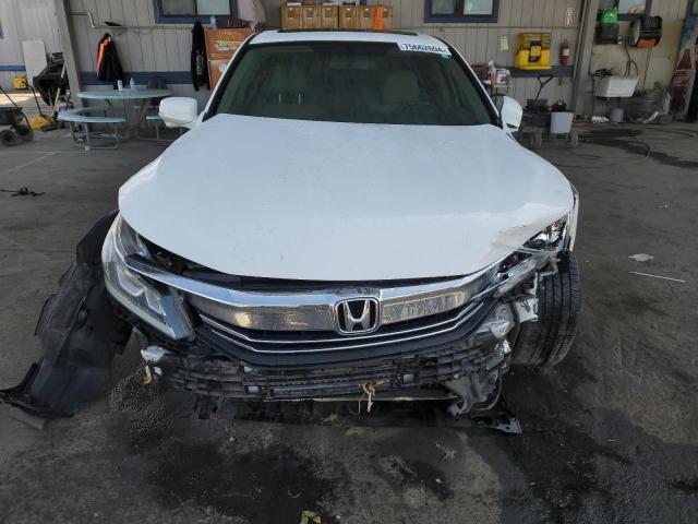 Photo 5 from auction – 2016 HONDA ACCORD EXL with VIN 1HGCR2F80GA022565