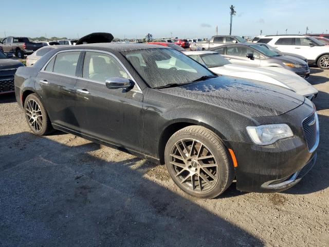 Photo 4 from auction – 2018 CHRYSLER 300 LIMITE with VIN 2C3CCAEG3JH136950