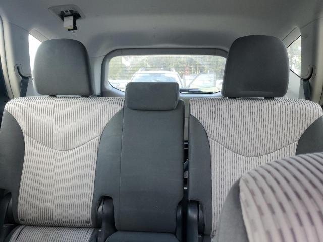 Photo 10 from auction – 2015 TOYOTA PRIUS V with VIN JTDZN3EU2FJ034479