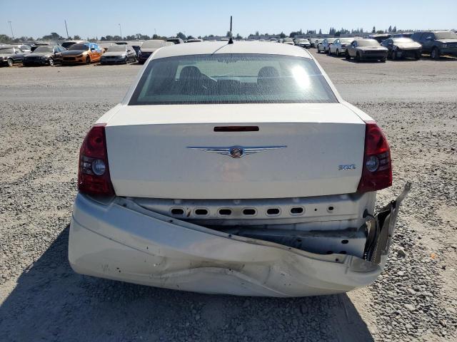 Photo 6 from auction – 2008 CHRYSLER 300 LX with VIN 2C3KA43R58H223170