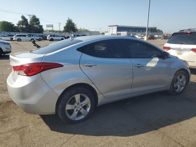 Photo 3 from auction – 2013 HYUNDAI ELANTRA GL with VIN 5NPDH4AE2DH209258