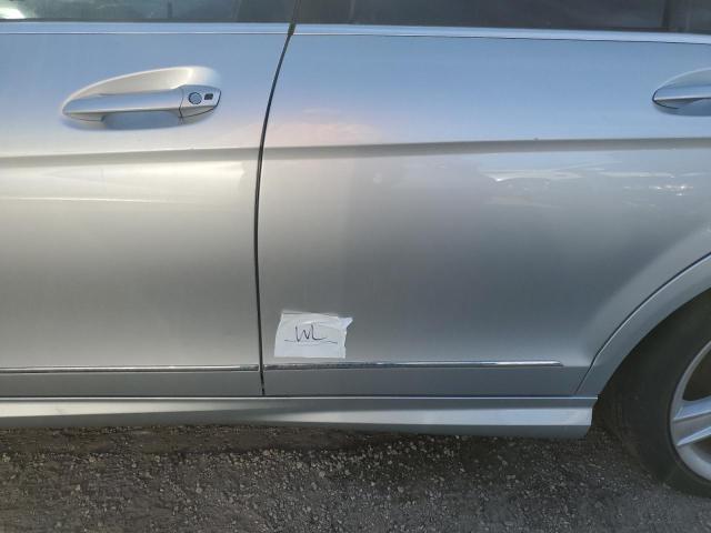 Photo 12 from auction – 2011 MERCEDES-BENZ C 300 with VIN WDDGF5EB5BF635693