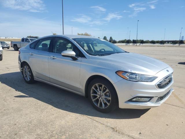 Photo 4 from auction – 2017 FORD FUSION SE with VIN 3FA6P0H75HR159993