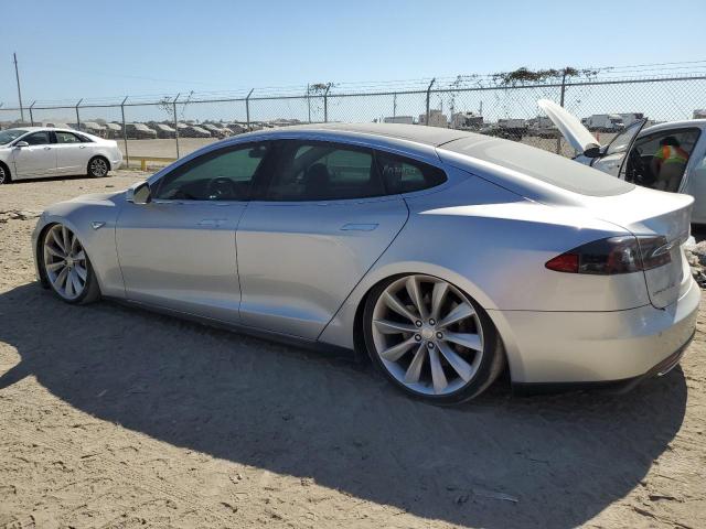 Снимка 2 от търг – 2013 TESLA MODEL S с VIN 5YJSA1CP3DFP27774