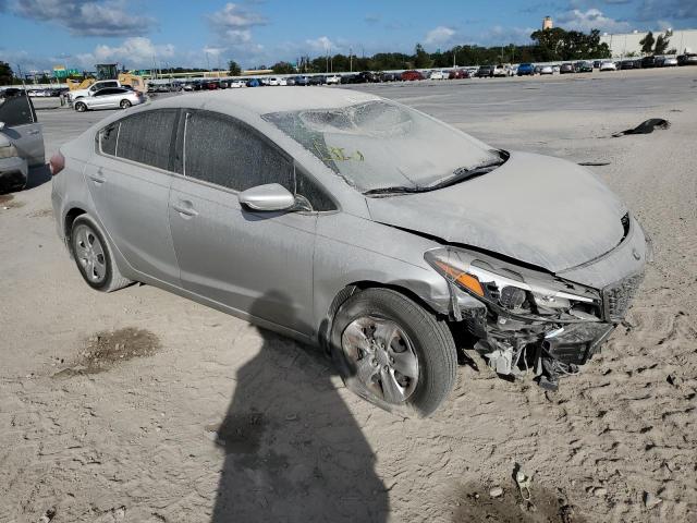 Photo 4 from auction – 2018 KIA FORTE LX with VIN 3KPFL4A78JE247120
