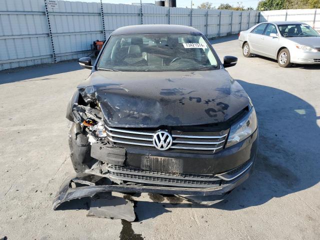Photo 5 from auction – 2015 VOLKSWAGEN PASSAT S with VIN 1VWAT7A38FC048492