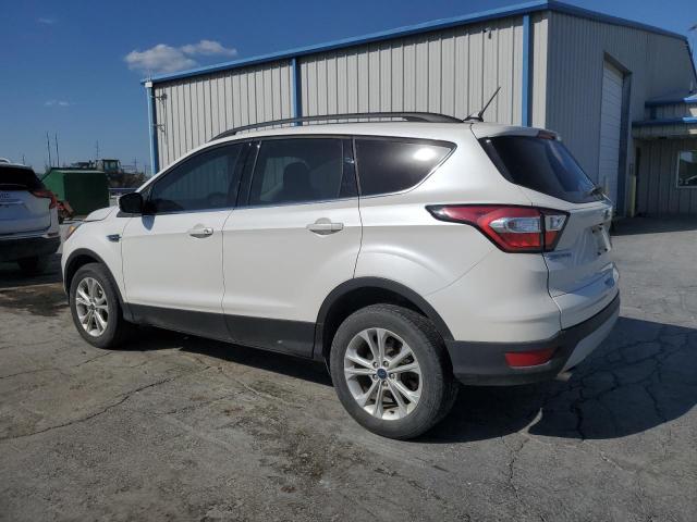 Photo 2 from auction – 2018 FORD ESCAPE SE with VIN 1FMCU9GD8JUB11948
