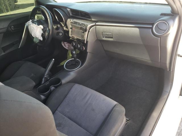 Photo 8 from auction – 2014 TOYOTA SCION TC with VIN JTKJF5C70E3074252