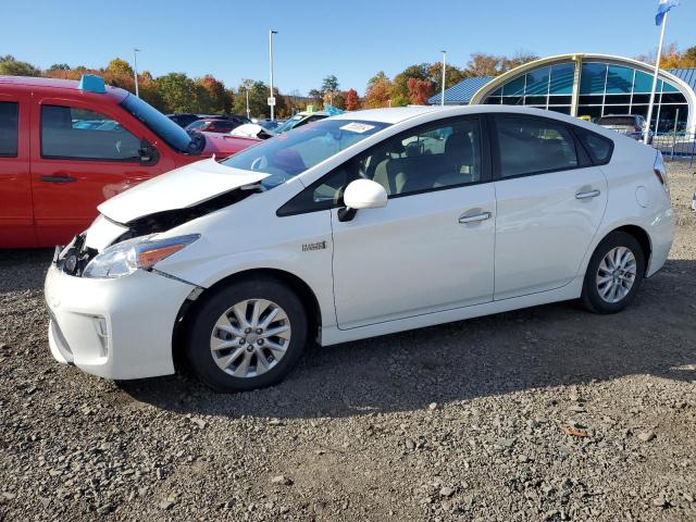 TOYOTA PRIUS PLUG 2015 with VIN JTDKN3DP0F3073623 - Photo from auction