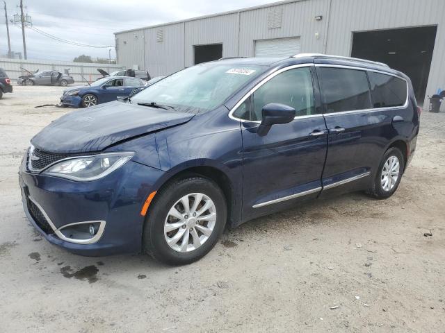 CHRYSLER PACIFICA T 2019 with VIN 2C4RC1BG7KR706390 - Photo from auction