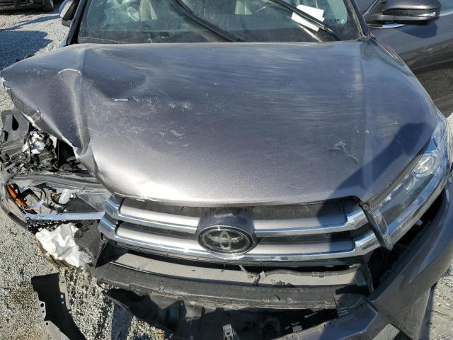 Photo 12 from auction – 2017 TOYOTA HIGHLANDER with VIN 5TDDZRFH6HS412540