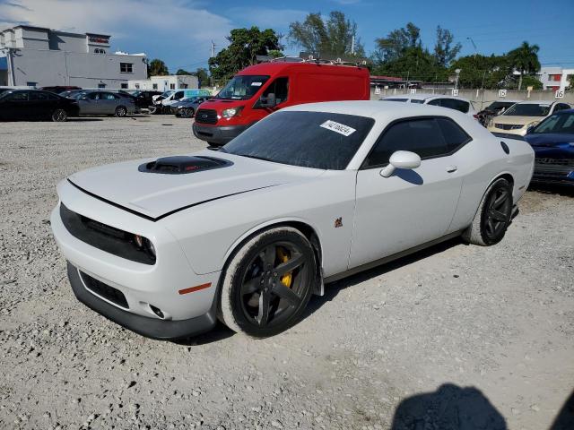 DODGE CHALLENGER 2019 with VIN 2C3CDZFJ0KH738955 - Photo from auction