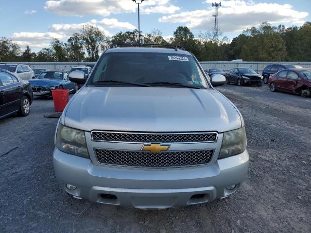 Photo 5 from auction – 2011 CHEVROLET AVALANCHE with VIN 3GNTKFE36BG133476