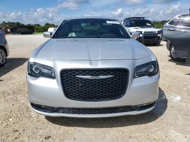 Foto 5 de la subasta – 2019 CHRYSLER 300 S con VIN 2C3CCABG6KH556787