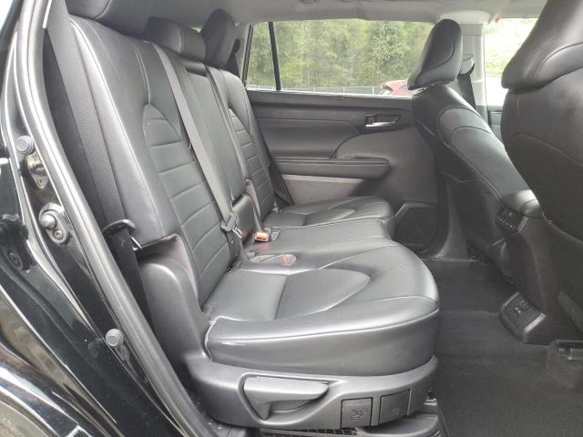 Photo 11 from auction – 2022 TOYOTA HIGHLANDER with VIN 5TDGBRCH3NS557505