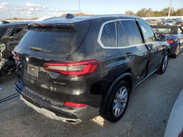 Photo 3 from auction – 2019 BMW X5 XDRIVE4 with VIN 5UXCR6C52KLK83076