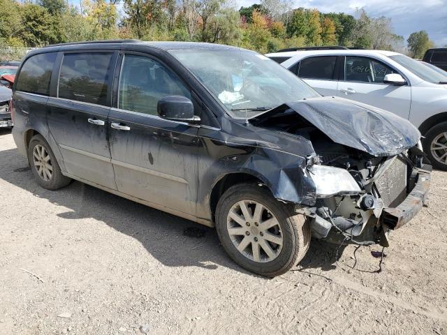 Photo 4 from auction – 2015 CHRYSLER TOWN & COU with VIN 2C4RC1BG1FR535044