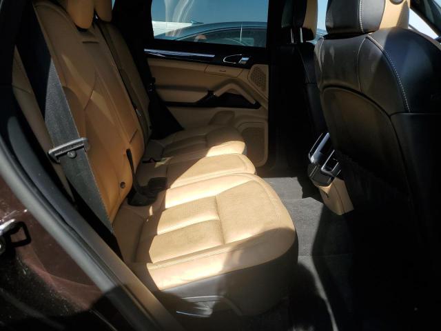 Photo 10 from auction – 2016 PORSCHE CAYENNE with VIN WP1AA2A25GKA09464