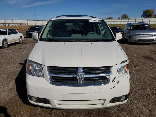 Photo 5 from auction – 2010 DODGE GRAND CARA with VIN 2D4RN5D17AR102060