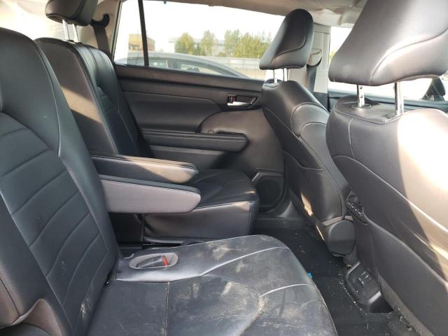 Photo 11 from auction – 2022 TOYOTA HIGHLANDER with VIN 5TDGBRCH3NS060793