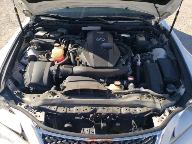 Photo 11 from auction – 2016 LEXUS IS 200T with VIN JTHBA1D28G5004476