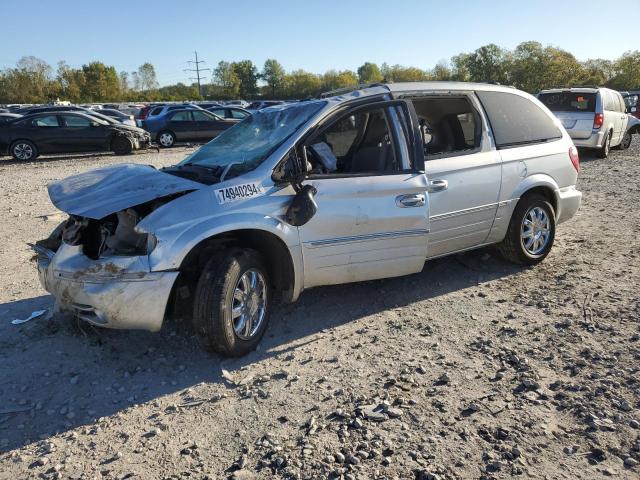 Photo 1 from auction – 2005 CHRYSLER TOWN & COU with VIN 2C8GP64L15R283991