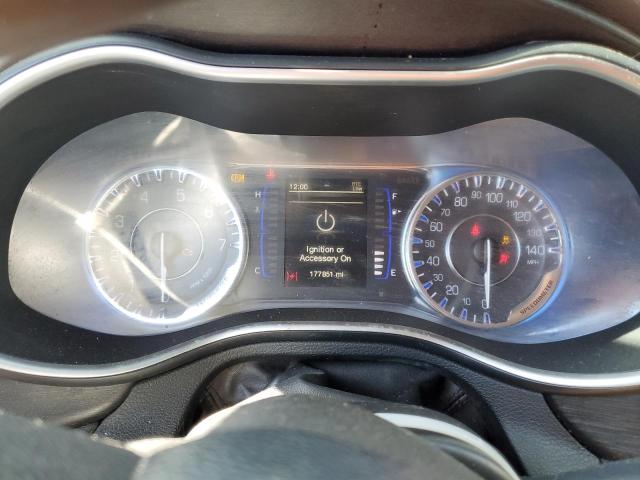 Photo 9 from auction – 2015 CHRYSLER 200 LIMITE with VIN 1C3CCCAB5FN698224