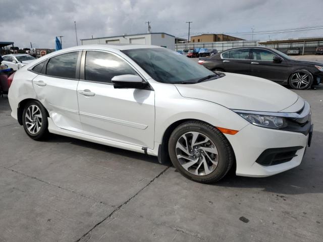 Photo 4 from auction – 2018 HONDA CIVIC EX with VIN 2HGFC2F75JH552271