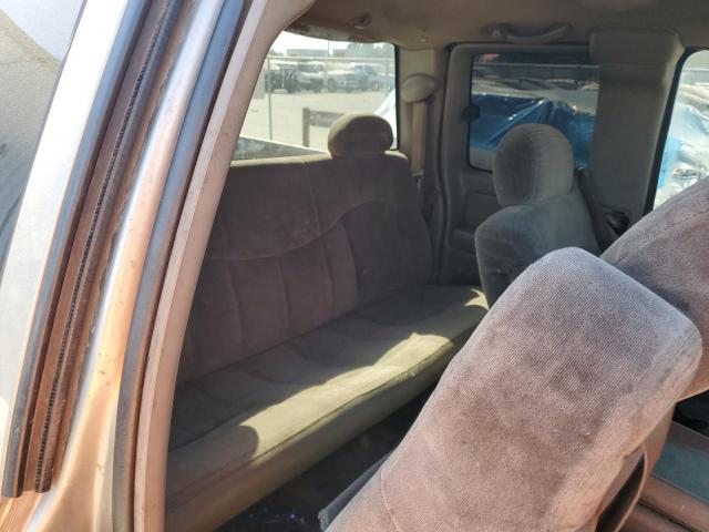 Photo 10 from auction – 2000 CHEVROLET SILVERADO with VIN 2GCEC19T6Y1361670