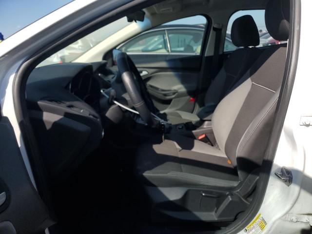 Снимка 7 от търг – 2014 FORD FOCUS SE с VIN 1FADP3K27EL193997