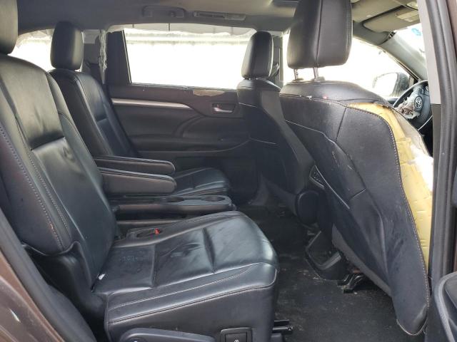 Photo 11 from auction – 2019 TOYOTA HIGHLANDER with VIN 5TDJZRFH0KS928712