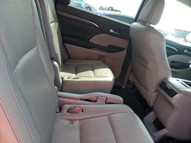 Photo 10 from auction – 2015 TOYOTA HIGHLANDER with VIN 5TDYKRFH8FS061102