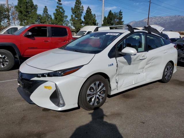 TOYOTA PRIUS PRIM 2022 with VIN JTDKAMFP7N3219481 - Photo from auction