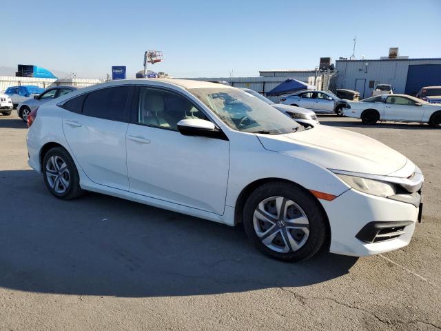 Photo 4 from auction – 2017 HONDA CIVIC LX with VIN 2HGFC2F57HH510886