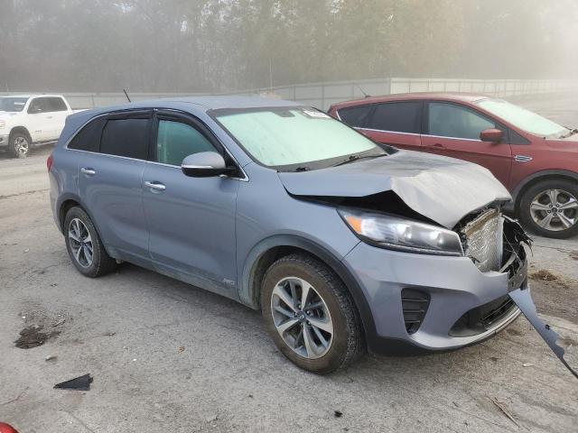 Photo 4 from auction – 2020 KIA SORENTO S with VIN 5XYPGDA53LG668188
