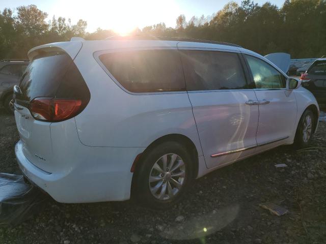 Photo 3 from auction – 2017 CHRYSLER PACIFICA T with VIN 2C4RC1BG8HR762539