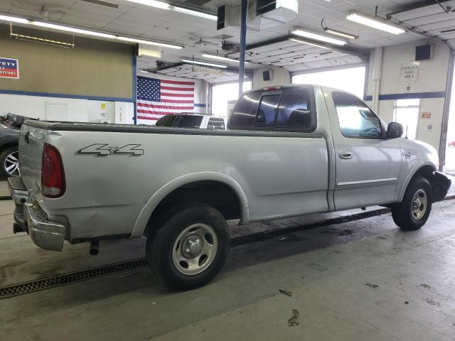 Photo 3 from auction – 2001 FORD F150 with VIN 2FTRF18L01CA81067