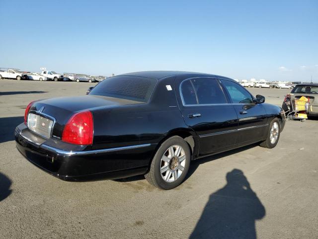 Photo 3 from auction – 2010 LINCOLN TOWN CAR E with VIN 2LNBL8EV5AX752102